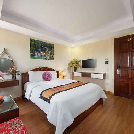 Viet Village Airport Hotel & Restaurants Hanoi Zewnętrze zdjęcie