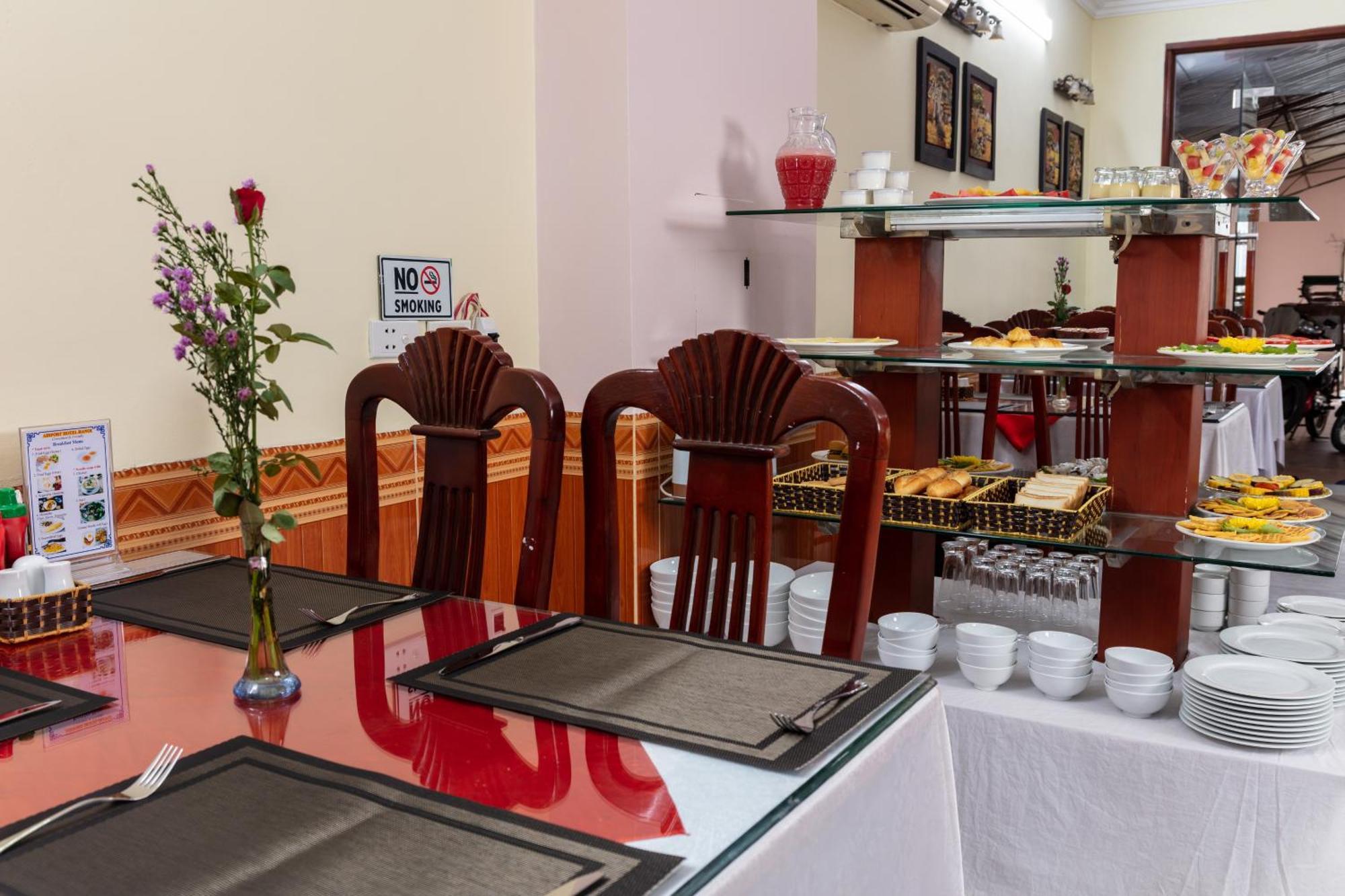 Viet Village Airport Hotel & Restaurants Hanoi Zewnętrze zdjęcie